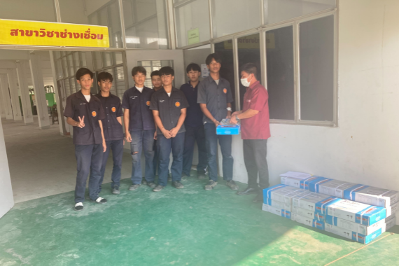 บริจาคลวดให้แก่นักเรียนเพื่อการศึกษา - วิทยาลัยการอาชีพคำม่วง